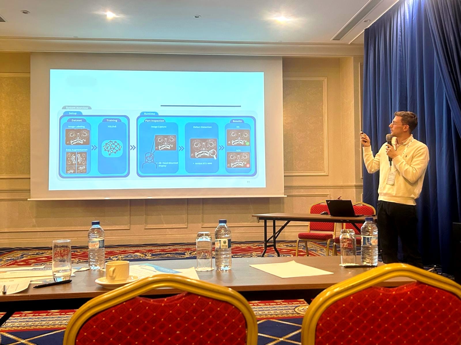 Researcher Rui Nascimento presenting his work