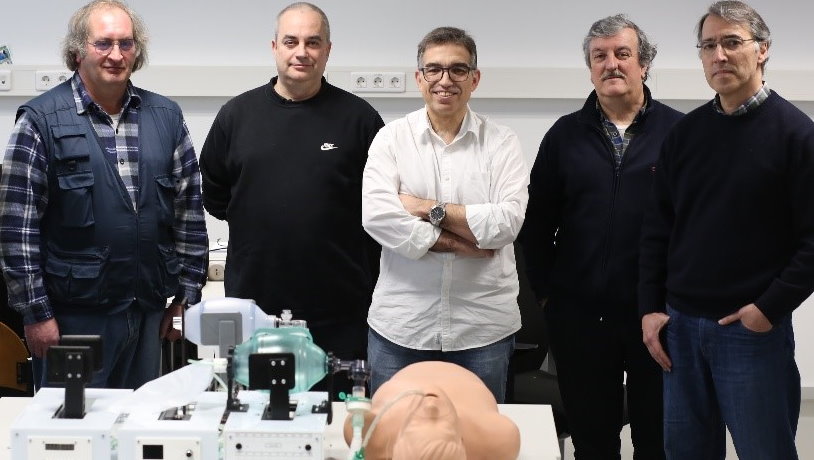 Some members of the team that is developing PNEUMA. From left to right: José Carlos Azevedo, Paulo Gomes da Costa, Nuno Cruz, António Paulo Moreira e Hélio Mendonça.